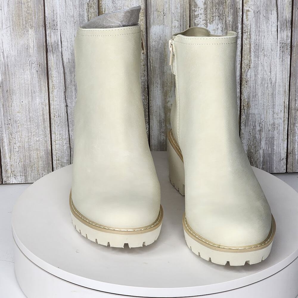 NEW - Giani Bernini Women's Vedaa Memory Foam Wedge Booties - Size 7.5 - Picture 7 of 10